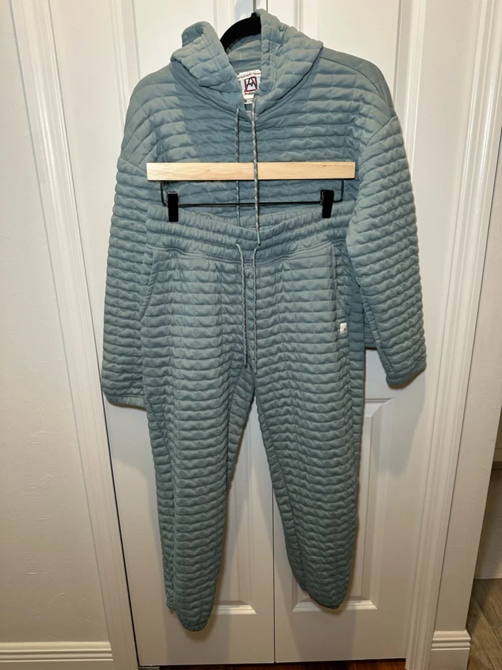 Avalanche Women’s Quilted Hoodie & Joggers Set - Sage Green Size M